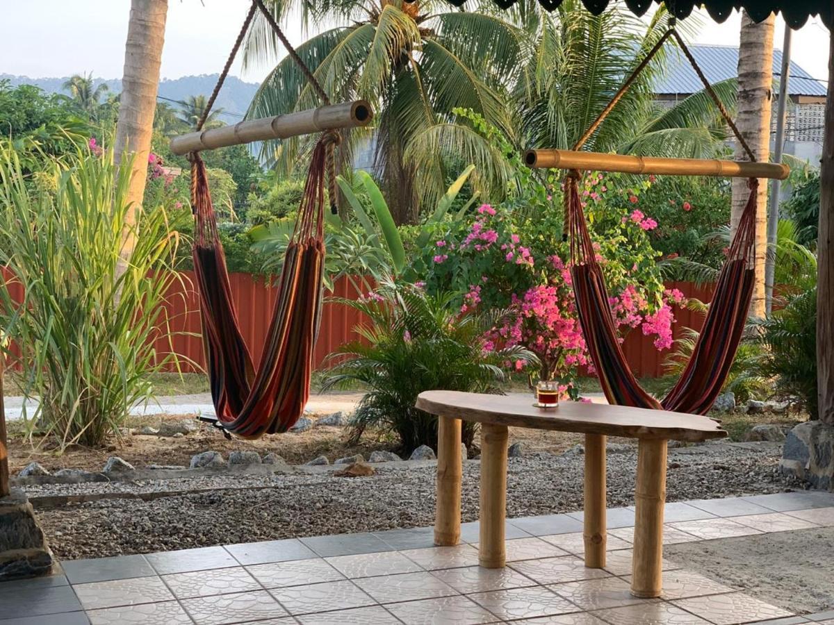 Sabandy House B&B Padang Mat Sirat Exteriör bild