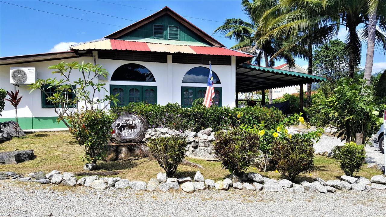 Sabandy House B&B Padang Mat Sirat Exteriör bild