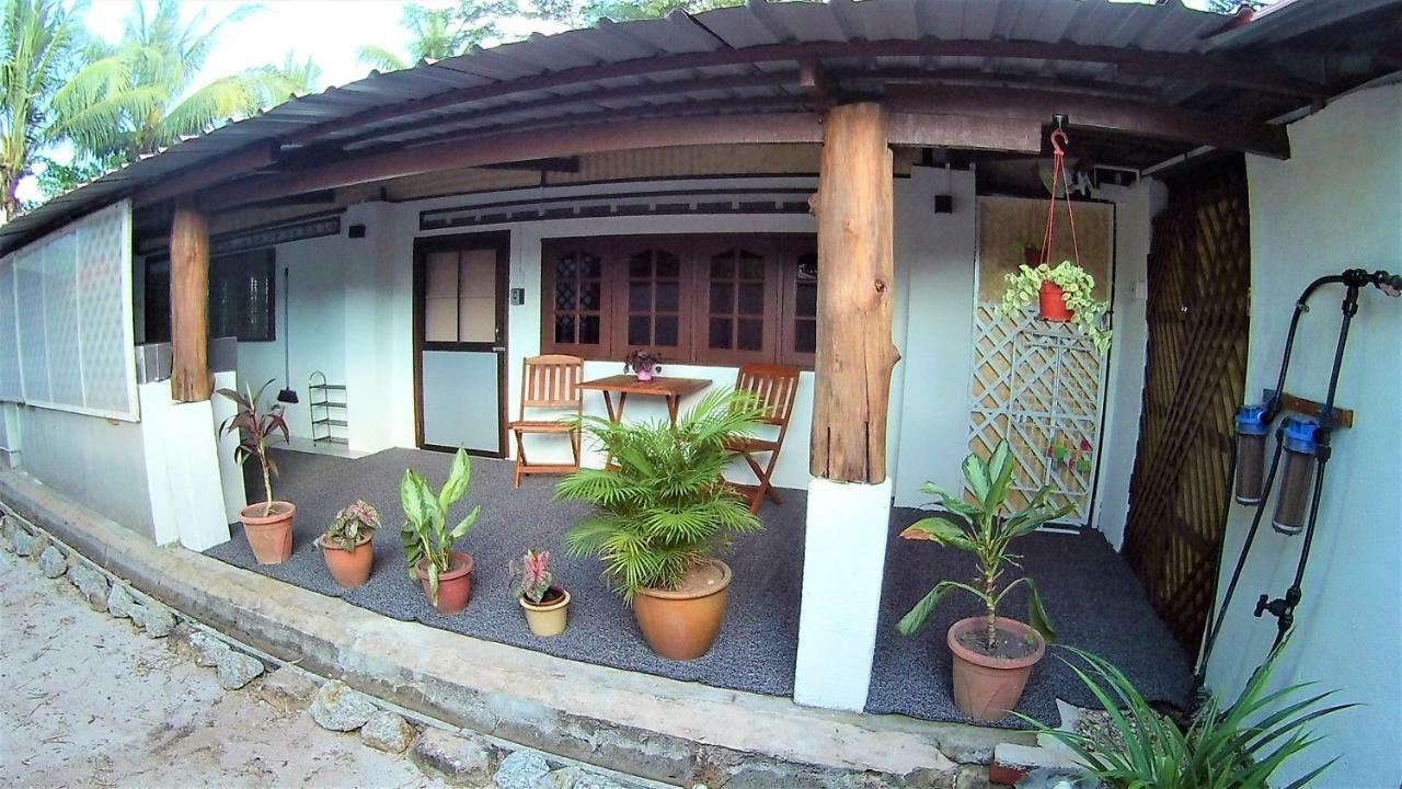 Sabandy House B&B Padang Mat Sirat Exteriör bild